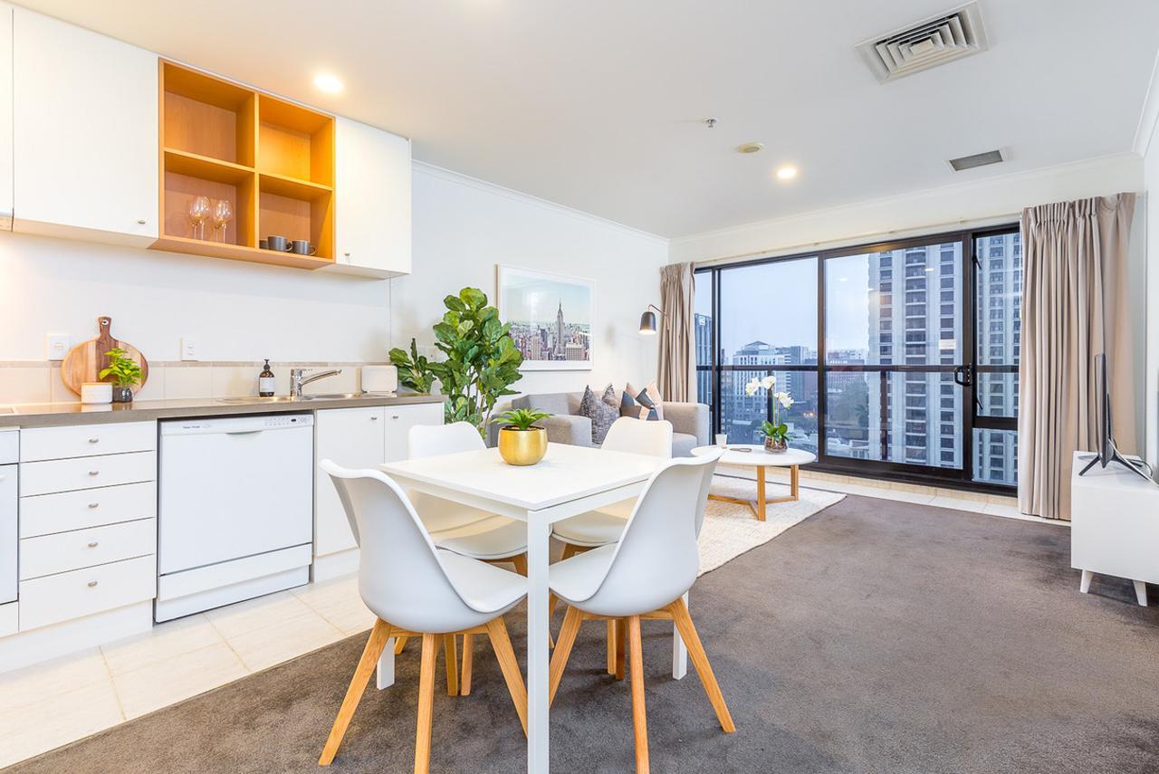 Lovely City Apartment! Views, Pool And Gym オークランド エクステリア 写真