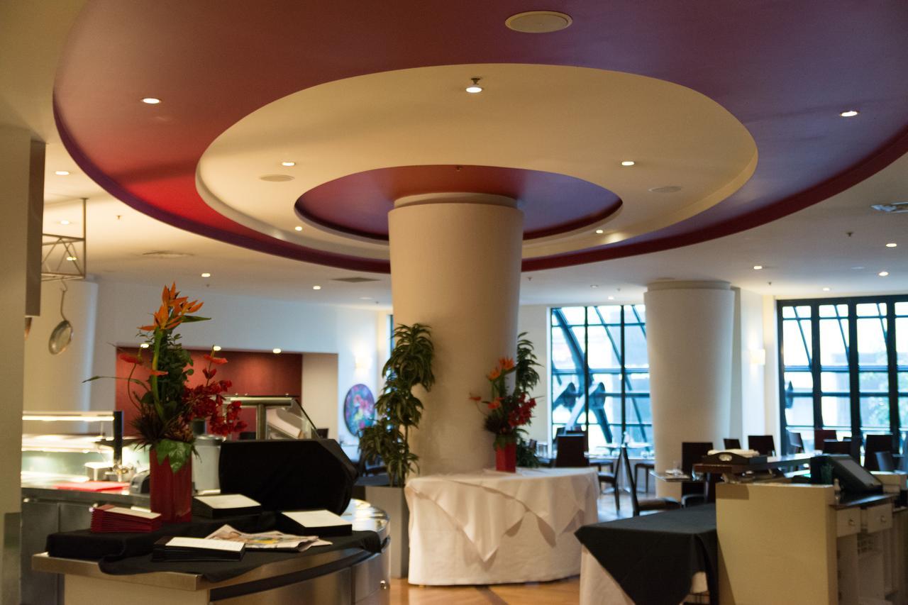 Lovely City Apartment! Views, Pool And Gym オークランド エクステリア 写真