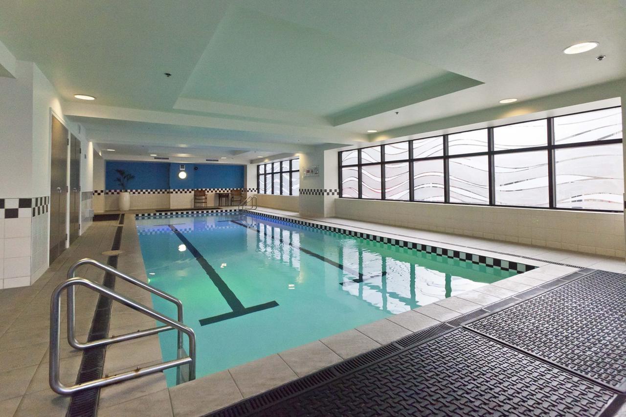Lovely City Apartment! Views, Pool And Gym オークランド エクステリア 写真